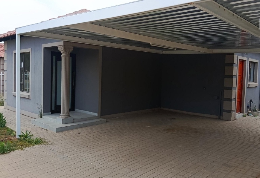 4 Bedroom Property for Sale in Mandela View Free State